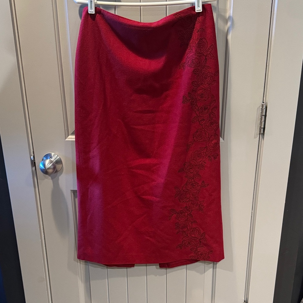 LOFT Anne Taylor Red Floral Pencil Skirt